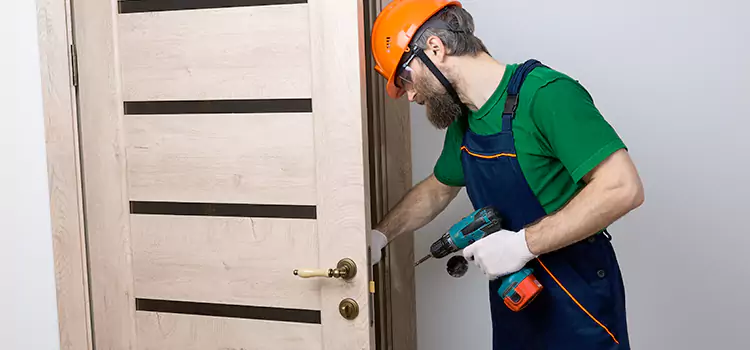 Replace Internal Door Handle with Lock The Villages